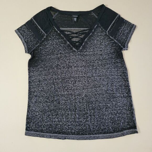 Torrid Women's Black Burnout V-neck Short Sleeve Pullover Top - Picture 4 of 13